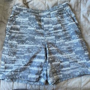 Men’s lulu shorts